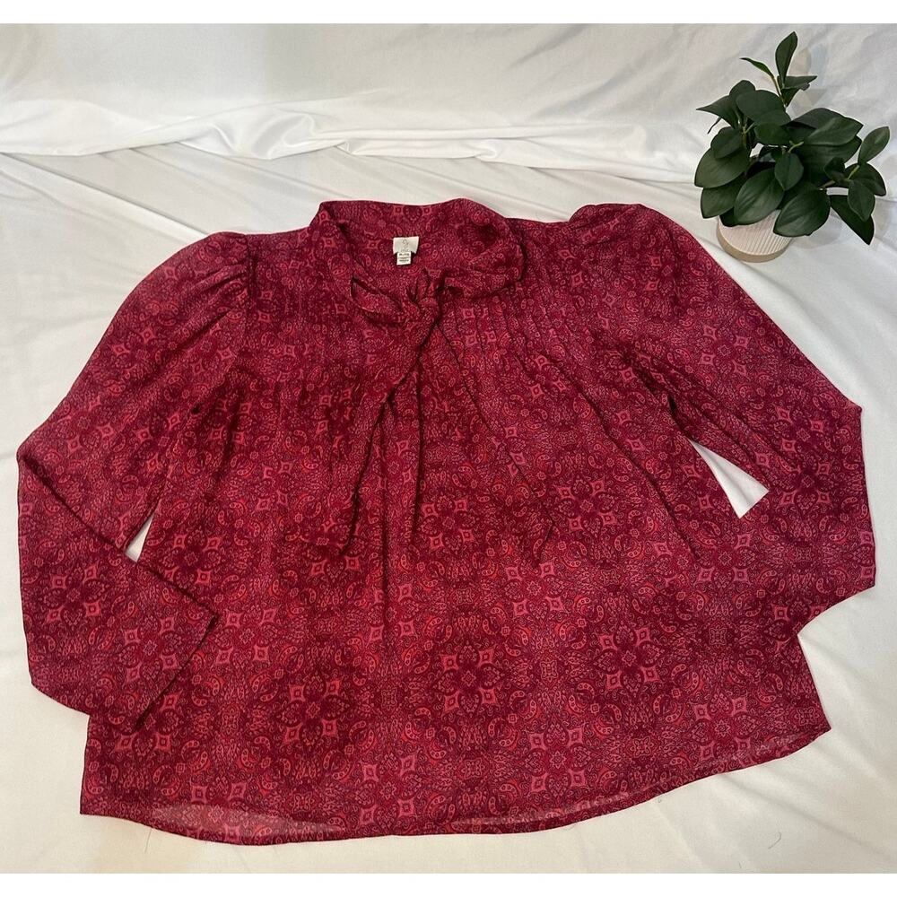 Sweet Joie Blouse with Delicate Ruffles/Ties‎ Size XL